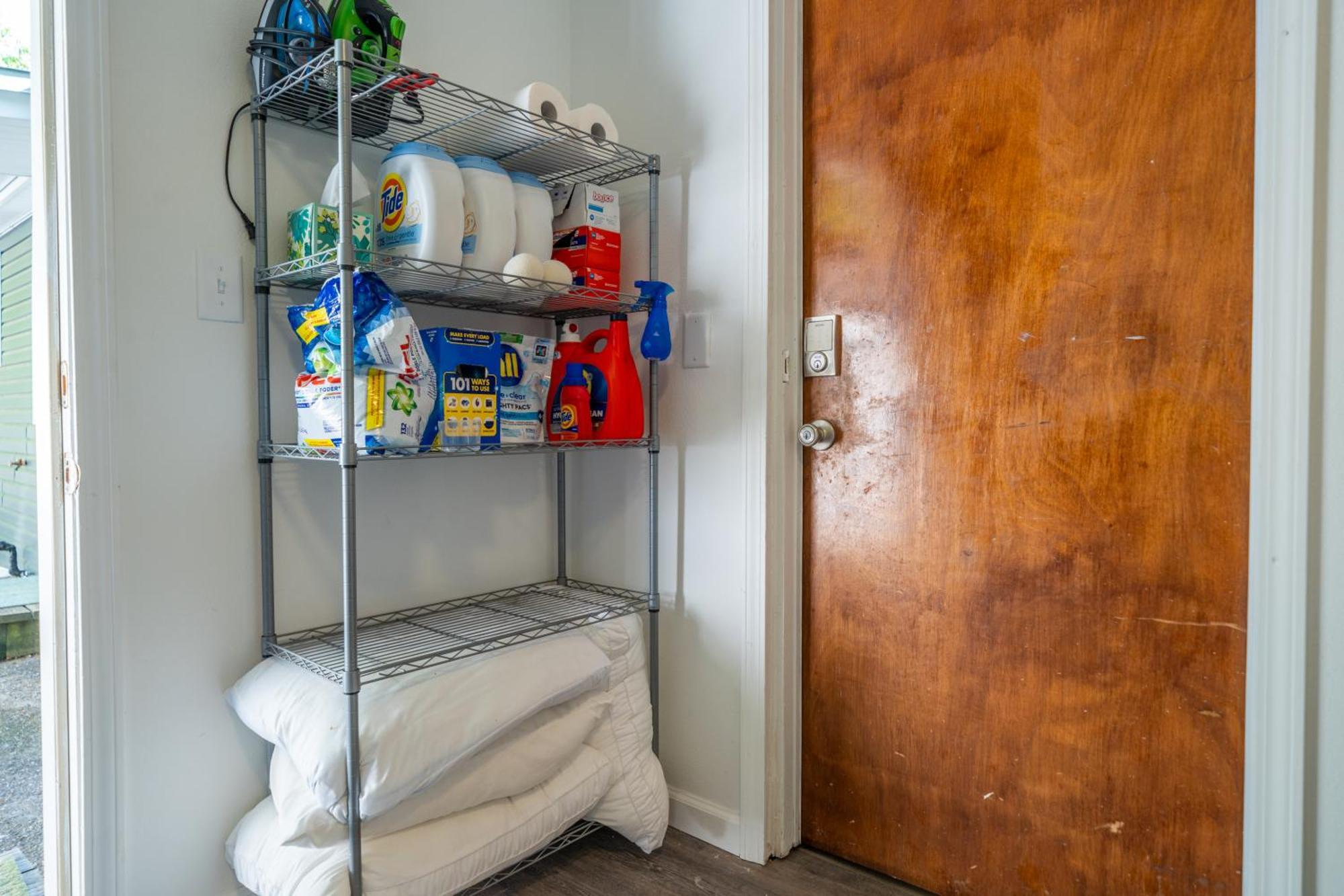 Cedar Blossom Bungalow Is A Cozy Getaway With A 5 Minute Walk To Downtown! Хот Спрингс Екстериор снимка
